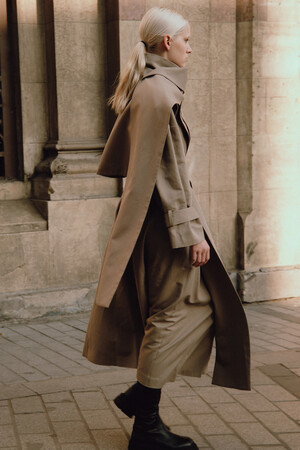 ジャケット・アウター double-end hight twist doeskin trench beautiful people（ビューティフルピープル）の「double-end