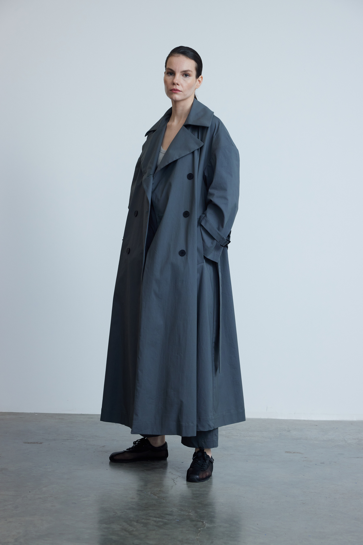 LONG TRENCH COAT WITH WINDBREAKER