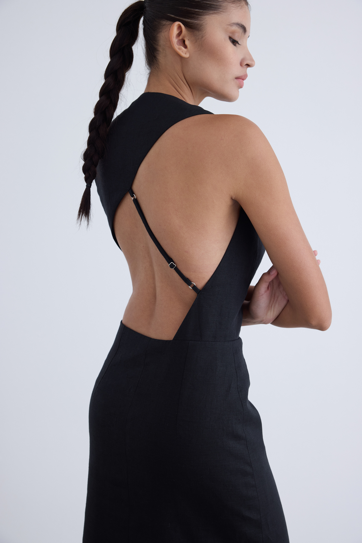 SIRT DEKOLTELİ KETEN ELBİSE UZUN