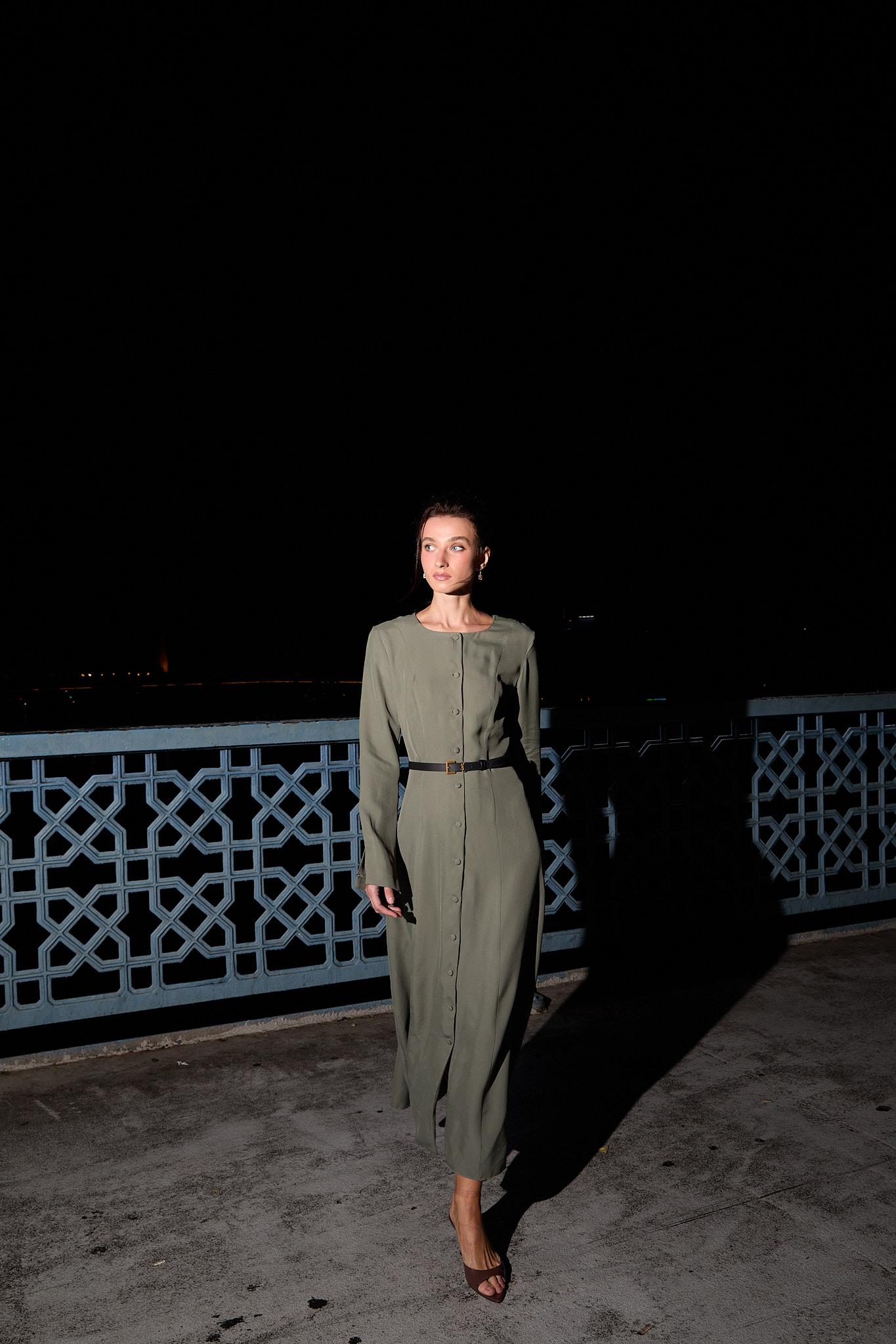 TENCEL ÖN DÜĞMELİ UZUN ELBİSE